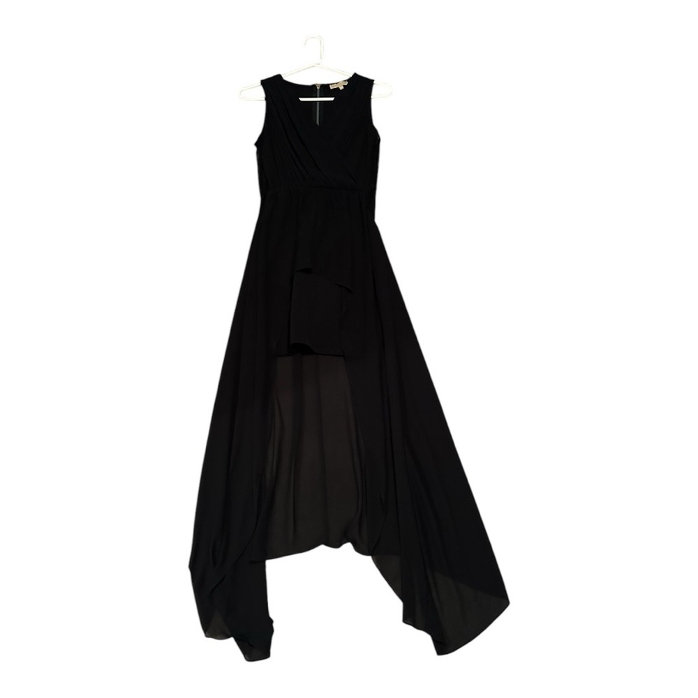 Elegant Black Sleeveless Dress
